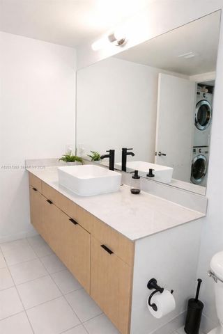 1861 S River Drive 1501, Miami, FL 33125