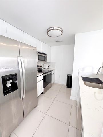 1861 S River Drive 1501, Miami, FL 33125