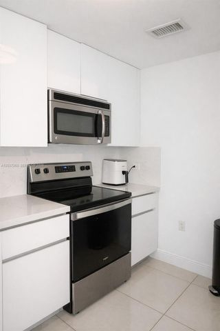 1861 S River Drive 1501, Miami, FL 33125