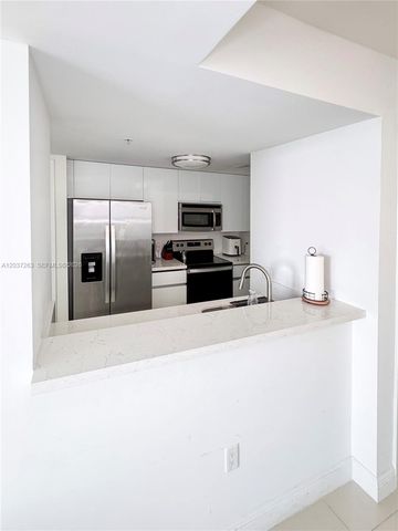 1861 S River Drive 1501, Miami, FL 33125