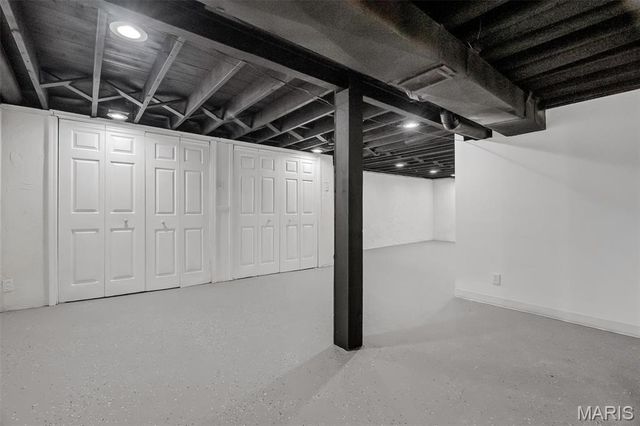 10233 Unicorn Drive, Bellefontaine Nghbrs, MO 63137