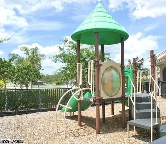 7414 ACORN WAY, Naples, FL 34119