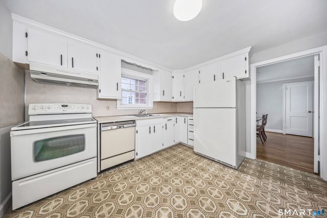 102 Brunswick Avenue, West Hartford, CT 06107