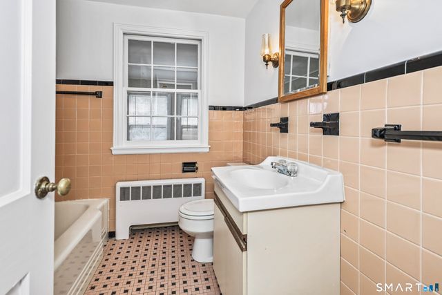 102 Brunswick Avenue, West Hartford, CT 06107