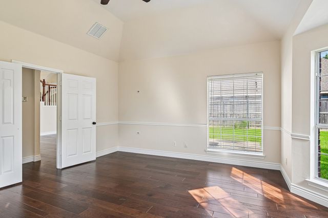 7917 Southern Hills Lane, Rowlett, TX 75089