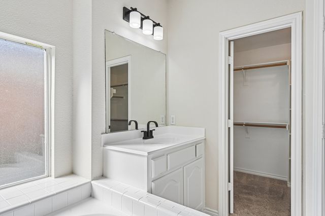 7917 Southern Hills Lane, Rowlett, TX 75089