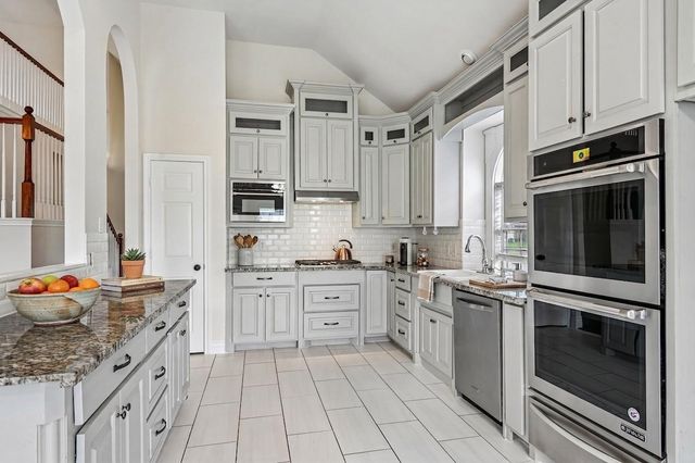 7917 Southern Hills Lane, Rowlett, TX 75089
