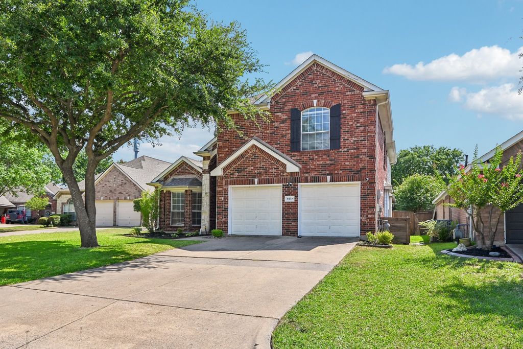 7917 Southern Hills Lane, Rowlett, TX 75089