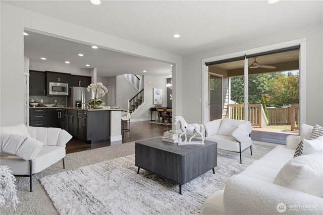 20814 2nd Avenue W, Lynnwood, WA 98036