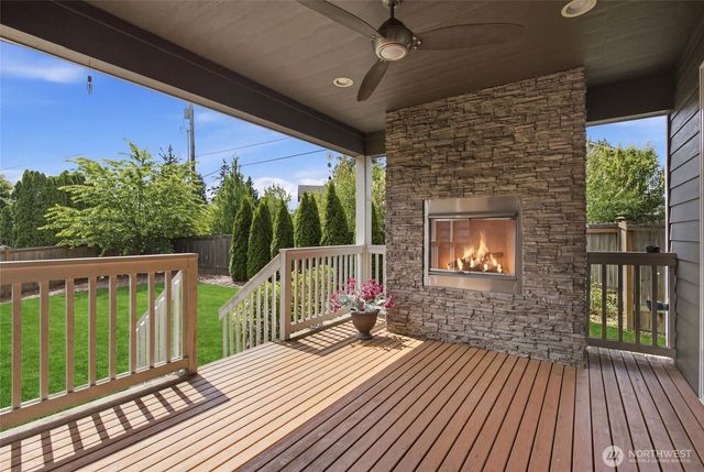 20814 2nd Avenue W, Lynnwood, WA 98036