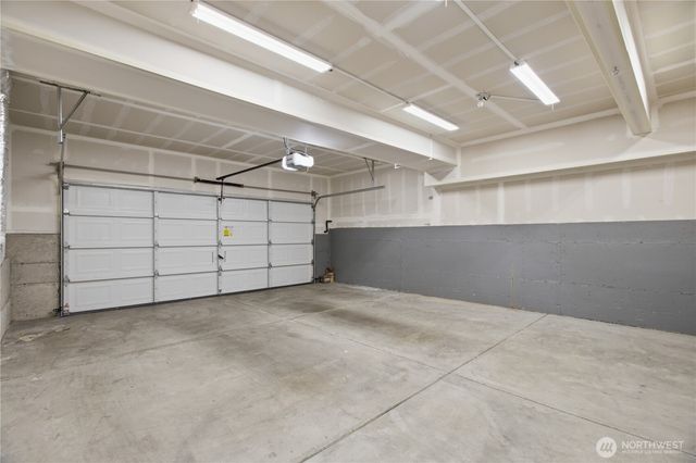 20814 2nd Avenue W, Lynnwood, WA 98036