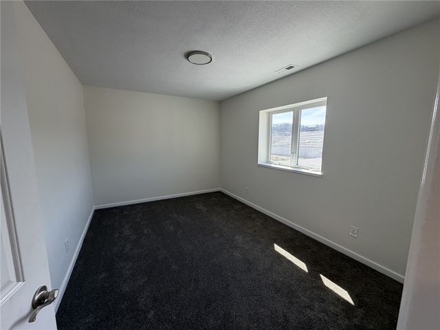 775 Freeport Rd, Harmar, PA 15024