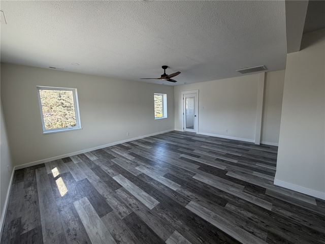 775 Freeport Rd, Harmar, PA 15024