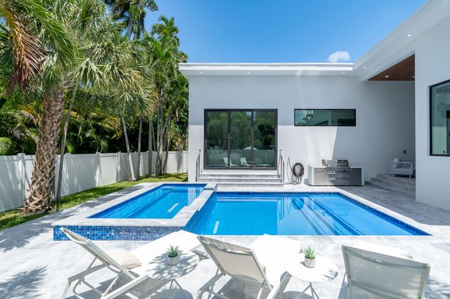 829 SW 11TH Street, Fort Lauderdale, FL 33315