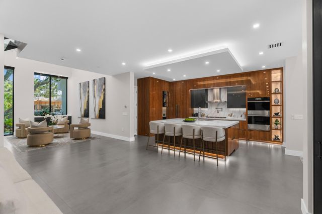 829 SW 11TH Street, Fort Lauderdale, FL 33315