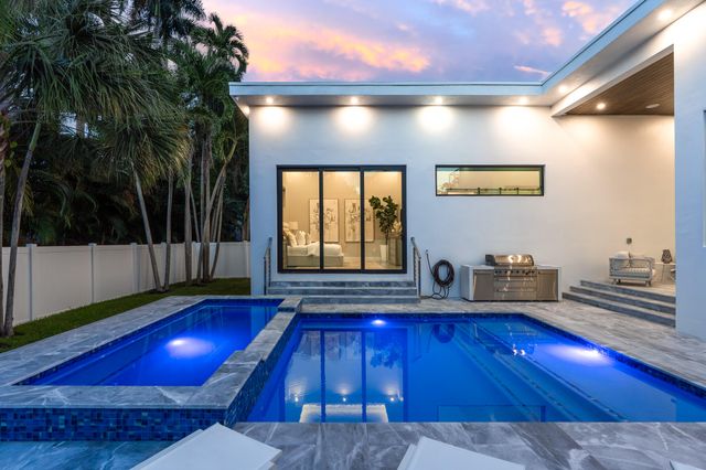 829 SW 11TH Street, Fort Lauderdale, FL 33315