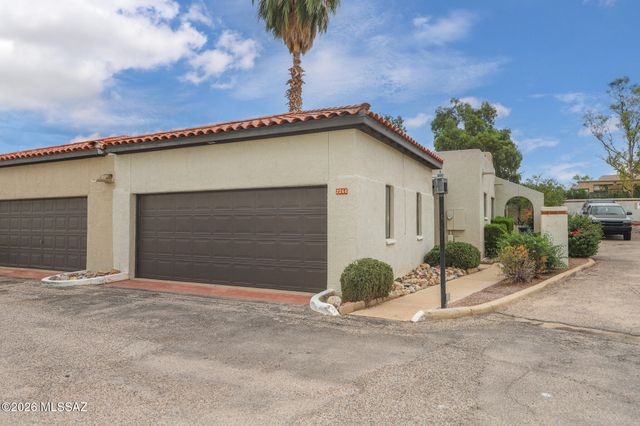 2260 N Camino De Esperanto, Tucson, AZ 85715