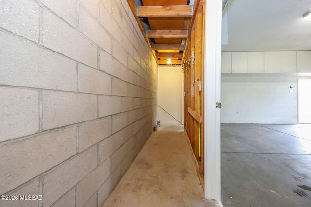 2260 N Camino De Esperanto, Tucson, AZ 85715