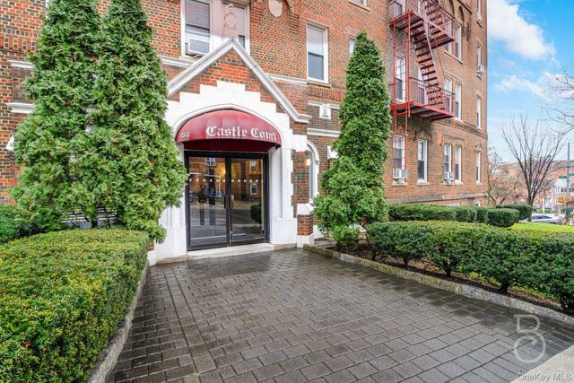 83-55 Lefferts Boulevard 1F, Kew Gardens, NY 11415