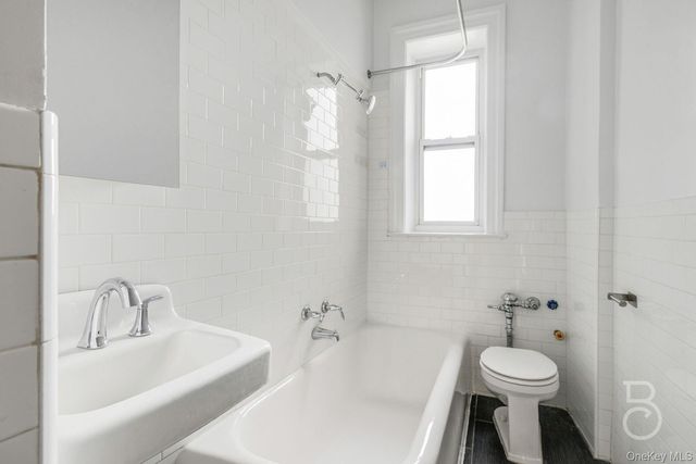 83-55 Lefferts Boulevard 1F, Kew Gardens, NY 11415