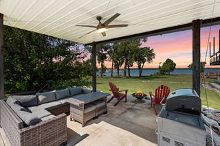 1530 Grand Regatta #27 Drive, Grove, OK 74344