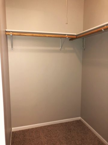 446 E Osage Lane 1A, Palatine, IL 60074