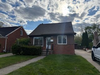 7709 Grayfield Street, Dearborn Heights City, MI 48127