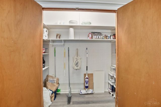 1090 Susan Drive, Hamilton, OH 45013