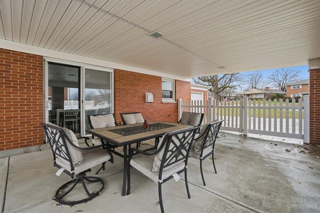 1090 Susan Drive, Hamilton, OH 45013