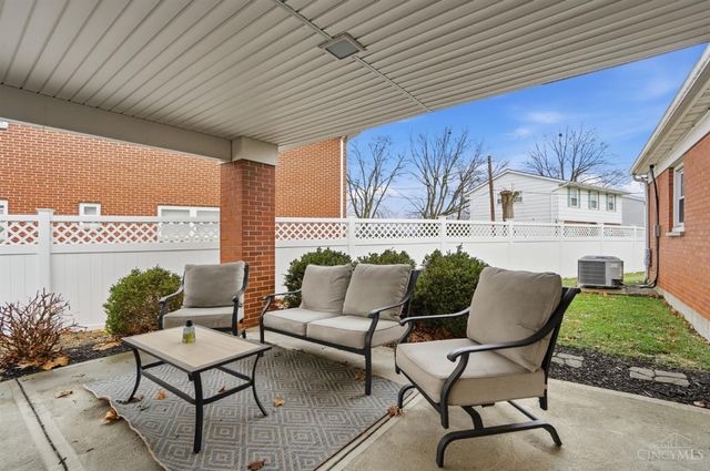 1090 Susan Drive, Hamilton, OH 45013