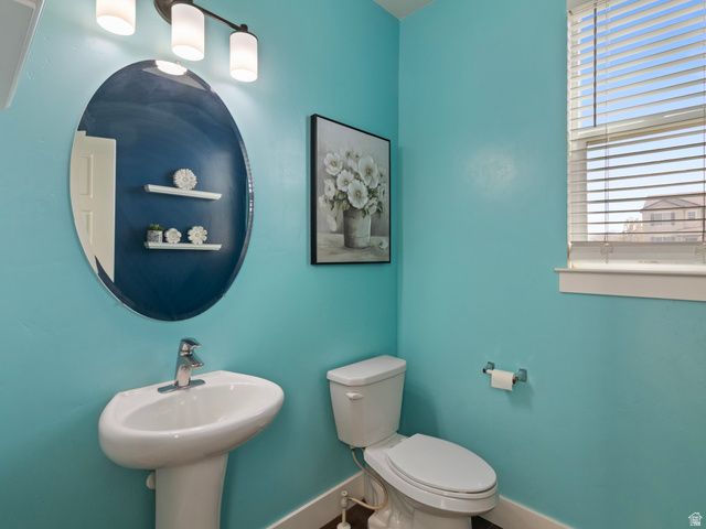 9024 N CORNWALL WAY, Eagle Mountain, UT 84005