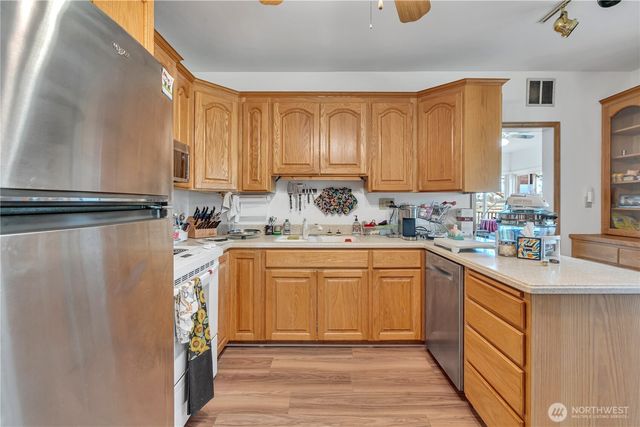 20804 SE 450th Street, Enumclaw, WA 98022