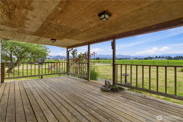 20804 SE 450th Street, Enumclaw, WA 98022