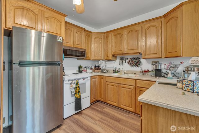 20804 SE 450th Street, Enumclaw, WA 98022