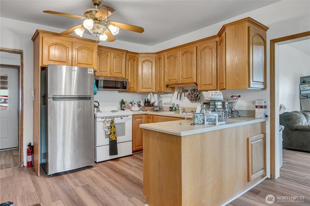 20804 SE 450th Street, Enumclaw, WA 98022