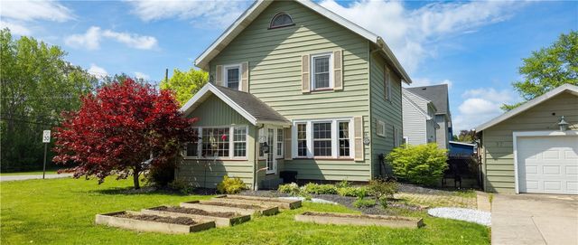 37 Clinton St, Batavia City, NY 14020