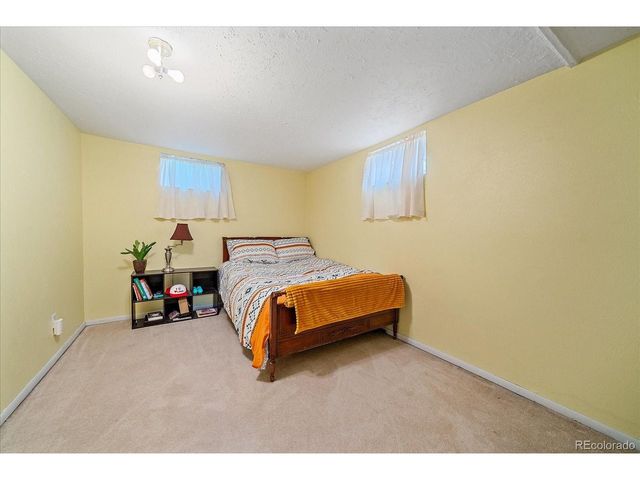 1654 S Endicott St, Denver, CO 80232