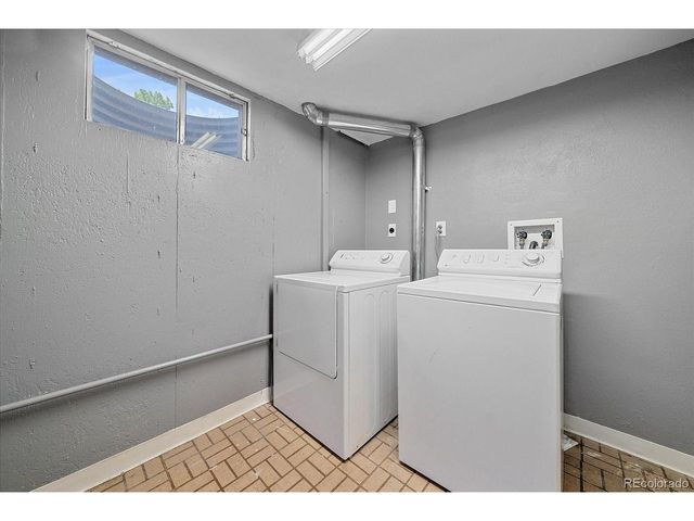 1654 S Endicott St, Denver, CO 80232