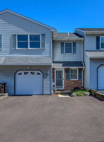 164 JONATHAN DR, North Wales, PA 19454