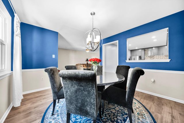 164 JONATHAN DR, North Wales, PA 19454