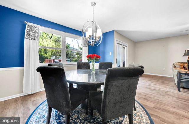 164 JONATHAN DR, North Wales, PA 19454