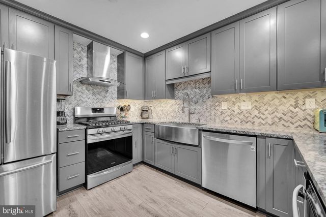 164 JONATHAN DR, North Wales, PA 19454