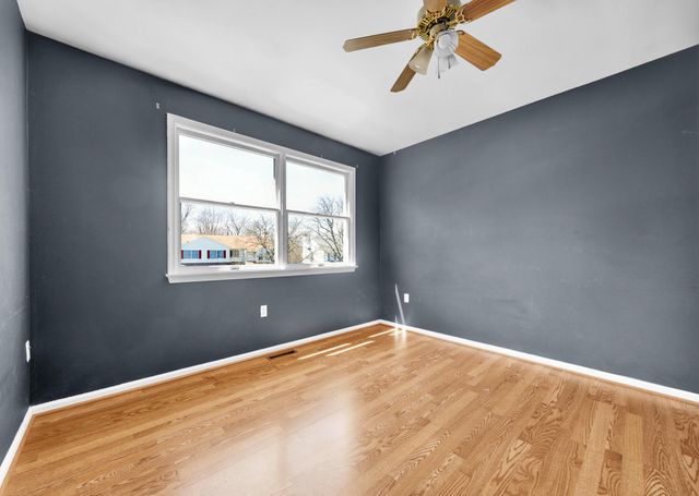 164 JONATHAN DR, North Wales, PA 19454