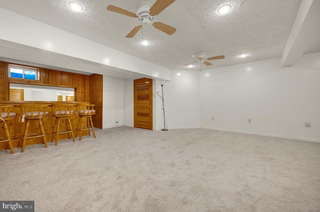 164 JONATHAN DR, North Wales, PA 19454