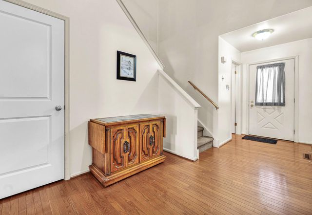 164 JONATHAN DR, North Wales, PA 19454