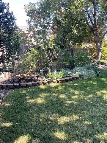 1332 Pilgrims Dr, Roseville, CA 95747
