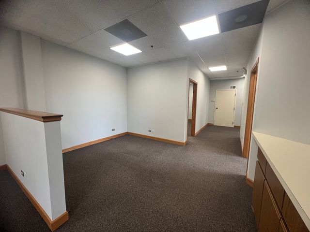 7808 W COLLEGE Drive 4SW, Palos Heights, IL 60463