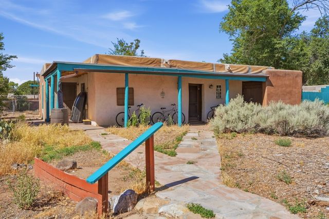 150 Reed Lane, Corrales, NM 87048