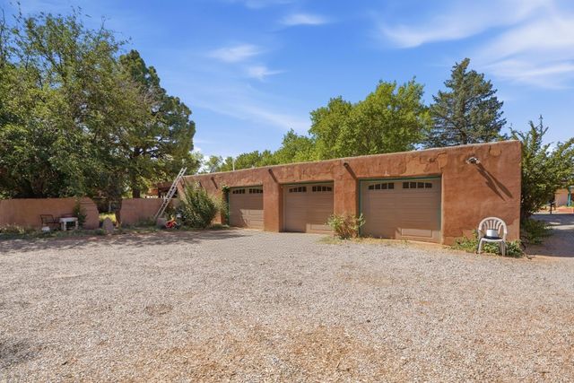 150 Reed Lane, Corrales, NM 87048