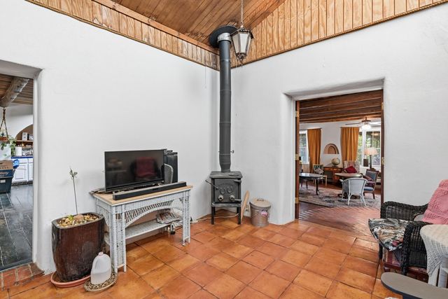 150 Reed Lane, Corrales, NM 87048